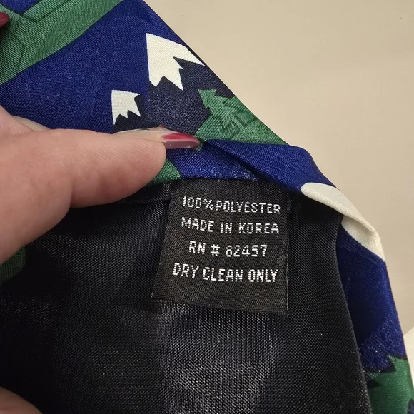 Vintage 1999 Cartoon Network Hanna Barbera Yogi Bear Necktie Polyester. - Picture 5 of 5